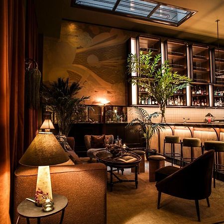 Hotel The Evelyn Nomad New York Esterno foto The bar at the London Edition