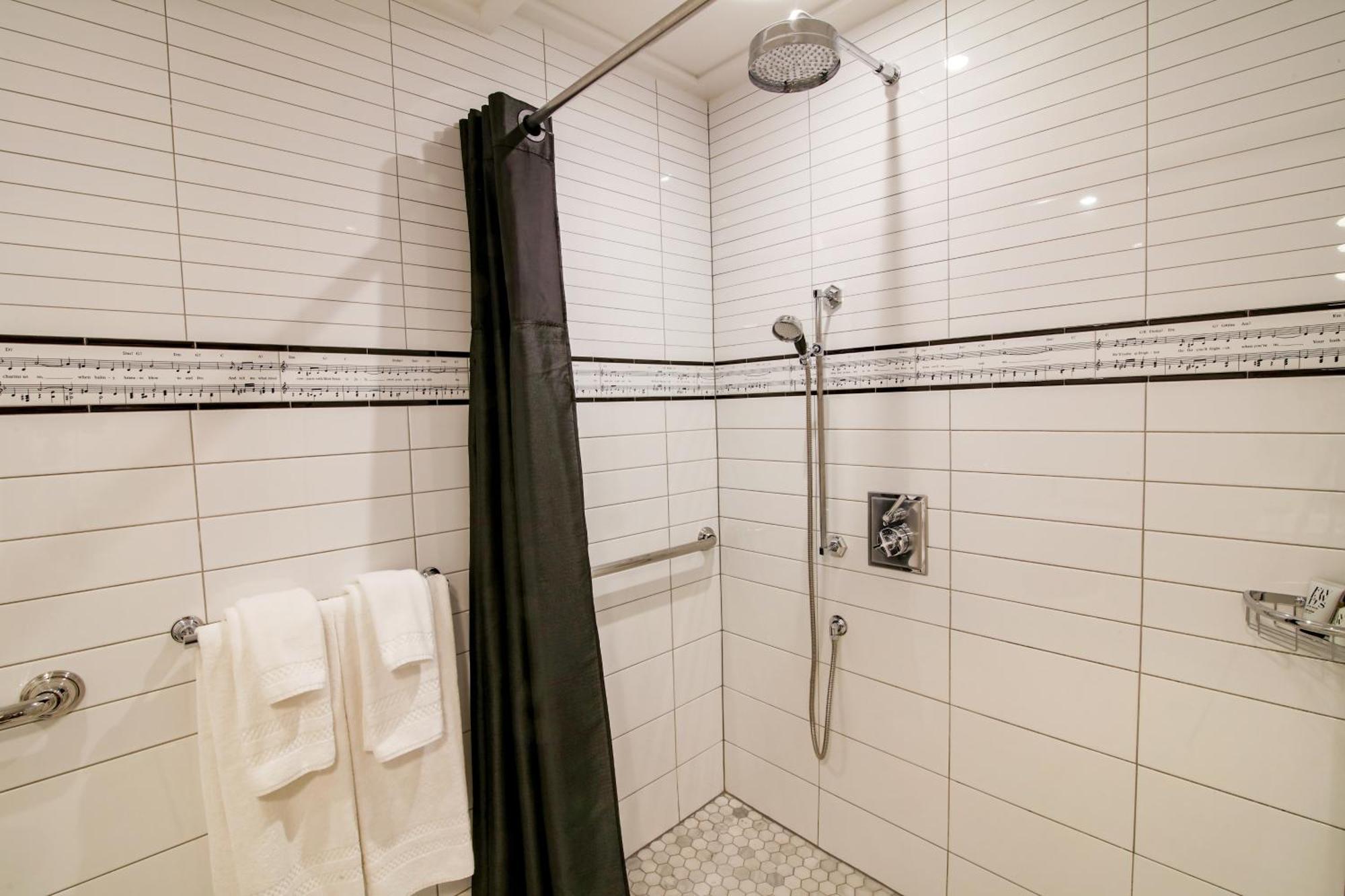 Hotel The Evelyn Nomad New York Camera foto A shower curtain